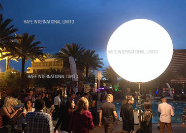 Oświetlenie przestrzeni imprez imprezowych Dekoracje balonowe wypełnione powietrzem z lampą HMI o mocy 5000 W 120V