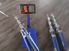 Regulowany statyw oświetleniowy LED, wytrzymały, teleskopowy ze stali nierdzewnej